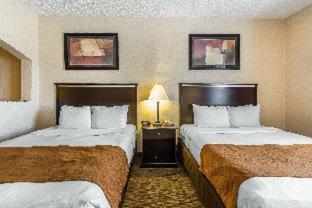 Room #7981616 at Comfort Suites Summit County