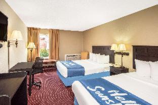 Room #50138421 at THE BRANSINN Entertainment District