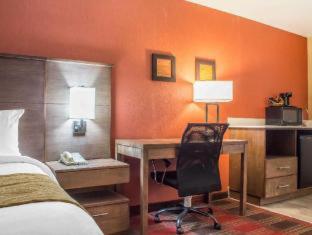 Room #2318117 at Comfort Inn Flagstaff Lucky Lane I-40