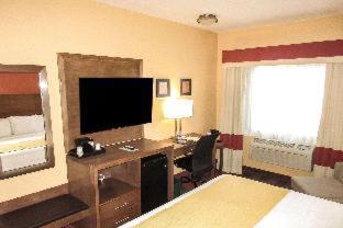 Room #2318118 at Comfort Inn Flagstaff Lucky Lane I-40
