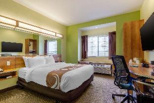 Room #29467818 at Quality Inn & Suites Lehigh Acres Fort Myers