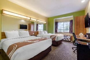Room #29467819 at Quality Inn & Suites Lehigh Acres Fort Myers