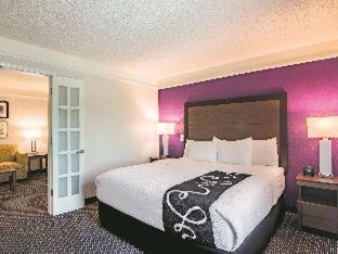 Room #46462615 at La Quinta Inn & Suites by Wyndham Oklahoma City Norman