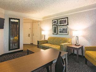 Room #46462615 at La Quinta Inn & Suites by Wyndham Oklahoma City Norman