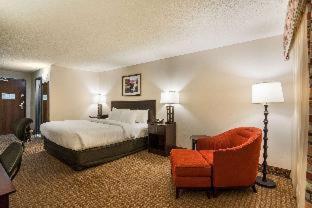 Room #23535427 at Clarion Hotel Convention Center