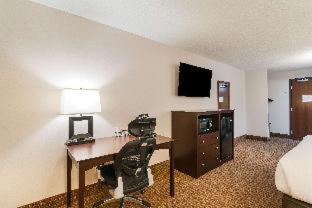 Room #23535427 at Clarion Hotel Convention Center