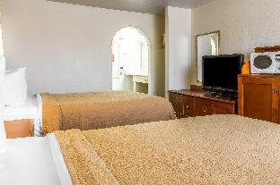 Room #45745108 at Rodeway Inn Auburn - Foresthill