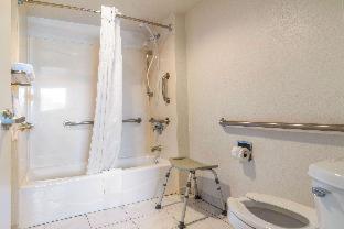 Room #45745110 at Rodeway Inn Auburn - Foresthill