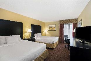 Room #34166208 at La Quinta Inn & Suites by Wyndham Salina