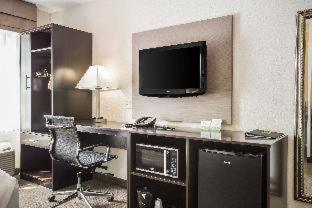 Room #25585211 at Quality Inn Kansas City International Airport