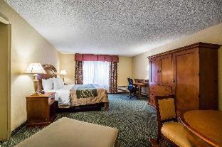 Room #49057406 at Quality Inn Big Sky
