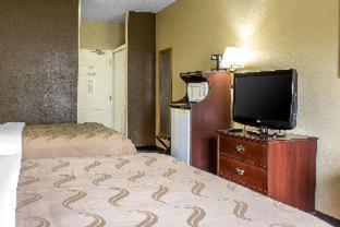 Room #49041808 at Quality Inn Kirksville