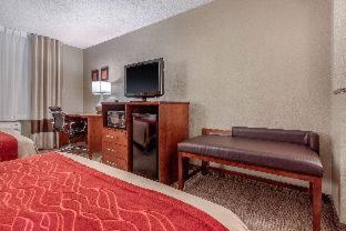 Room #49009706 at Comfort Inn & Suites Hays I-70
