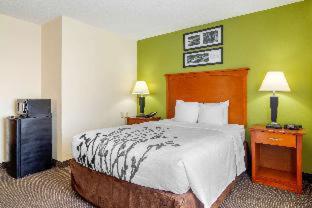 Room #2471209 at Sleep Inn Macon I-75