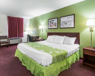 Room #48866713 at Econo Lodge Dothan West
