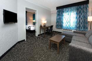 Room #44057708 at La Quinta Inn & Suites by Wyndham Tampa Brandon Regency Park