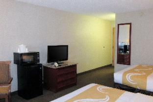 Room #5808616 at Quality Inn & Suites Albuquerque Midtown - University Area