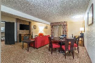 Room #23535429 at Clarion Hotel Convention Center