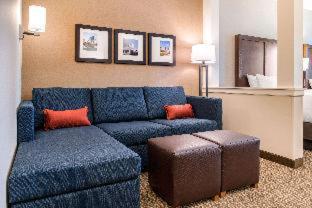 Room #352345008 at Comfort Suites Columbus Airport