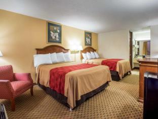 King Room - Non Smoking at Econo Lodge Inn & Suites Macon