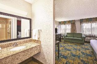 Room #46016812 at La Quinta Inn by Wyndham Toledo Perrysburg