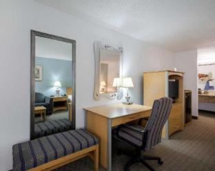 Room #17186408 at Quality Inn Clute Freeport