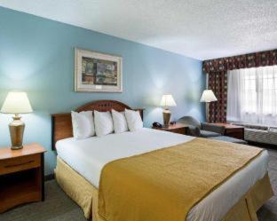 Room #17186409 at Quality Inn Clute Freeport