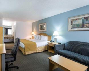 Room #17186409 at Quality Inn Clute Freeport