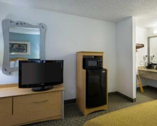 Room #17186409 at Quality Inn Clute Freeport