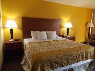 Room #31745719 at Days Inn by Wyndham Wildwood I-75