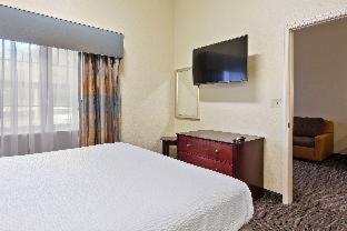 Room #103716210 at Extended Stay America Premier Suites Lakeland I4