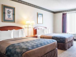 Room #49231105 at Rodeway Inn & Suites Milwaukee Airport