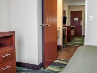 Room #48994807 at Quality Inn & Suites South Bend Airport