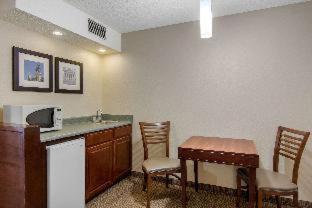 Room #49209211 at Comfort Inn Chester - Richmond South