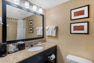 Room #48957412 at Comfort Inn & Suites Peachtree Corners - Norcross