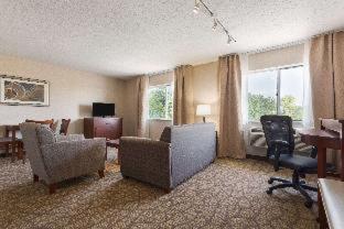 Room #45726016 at Wyndham Garden Grand Rapids Airport