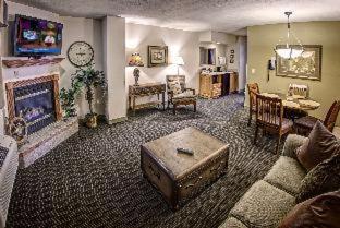 Room #50200831 at Ramada by Wyndham Sioux Falls Airport - Waterpark Resort & Event Center