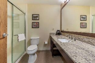 Room #26118007 at Comfort Suites Mason near Kings Island