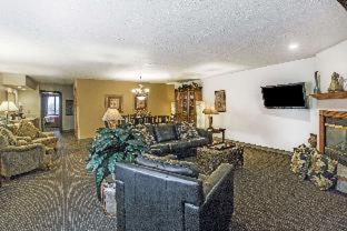 Room #50200840 at Ramada by Wyndham Sioux Falls Airport - Waterpark Resort & Event Center