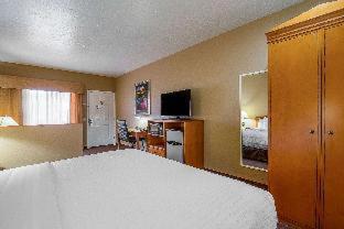 Room #49204906 at Clarion Suites St George - Convention Center Area