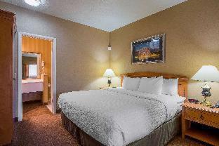 Room #49204906 at Clarion Suites St George - Convention Center Area