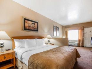 Room #49204906 at Clarion Suites St George - Convention Center Area