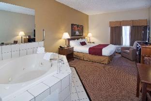 Room #62294120 at Best Western Plus Albert Lea I-90/I-35 Hotel