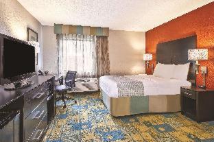 Room #46016815 at La Quinta Inn by Wyndham Toledo Perrysburg
