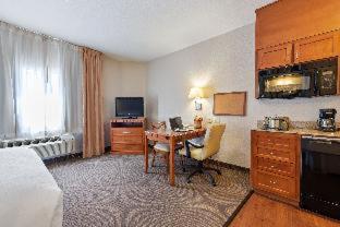 Room #18971408 at Extended Stay America Suites Houston Kingwood