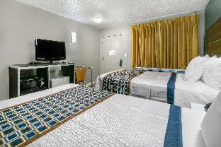 Room #114935315 at Rodeway Inn Bristol near Sesame Place