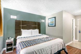 Room #114935320 at Rodeway Inn Bristol near Sesame Place