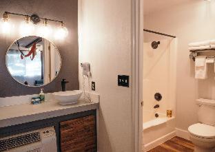 Room #51287712 at LOGE Bend