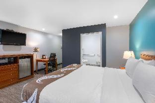 Room #23860916 at Quality Inn Near Hollywood Walk of Fame