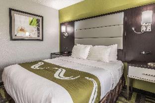 Room #139553415 at Quality Inn Grove City - Columbus South